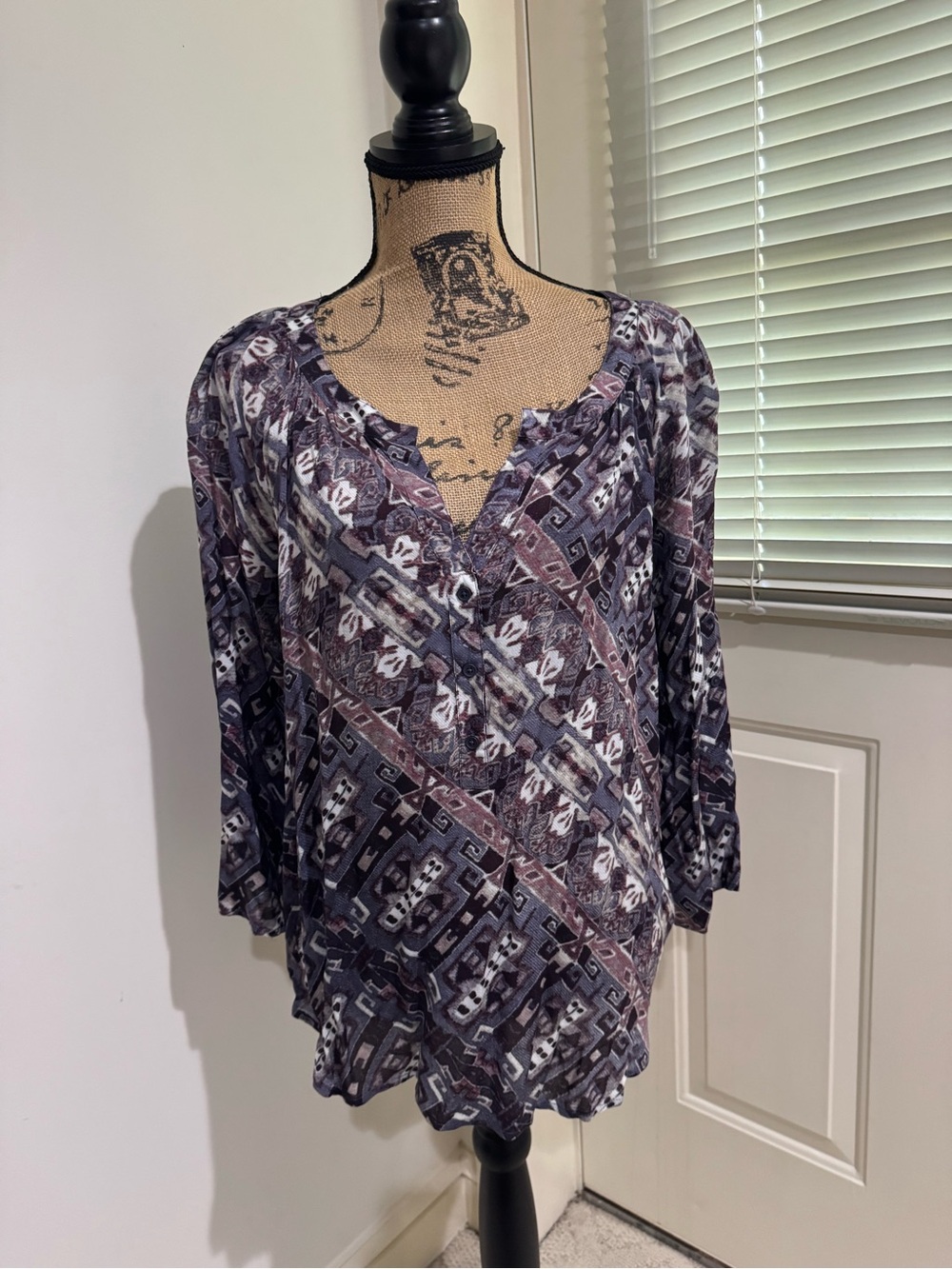 BB Dakota Purple Printed V-Neck Blouse